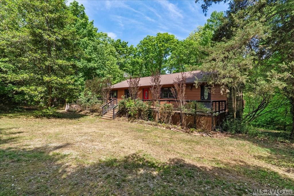 112 Poplar Creek Road Property Photo 1