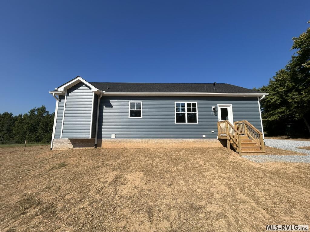 1204 Lloyds Mill Rd Property Photo 3