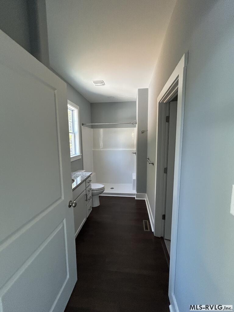 1204 Lloyds Mill Rd Property Photo 9
