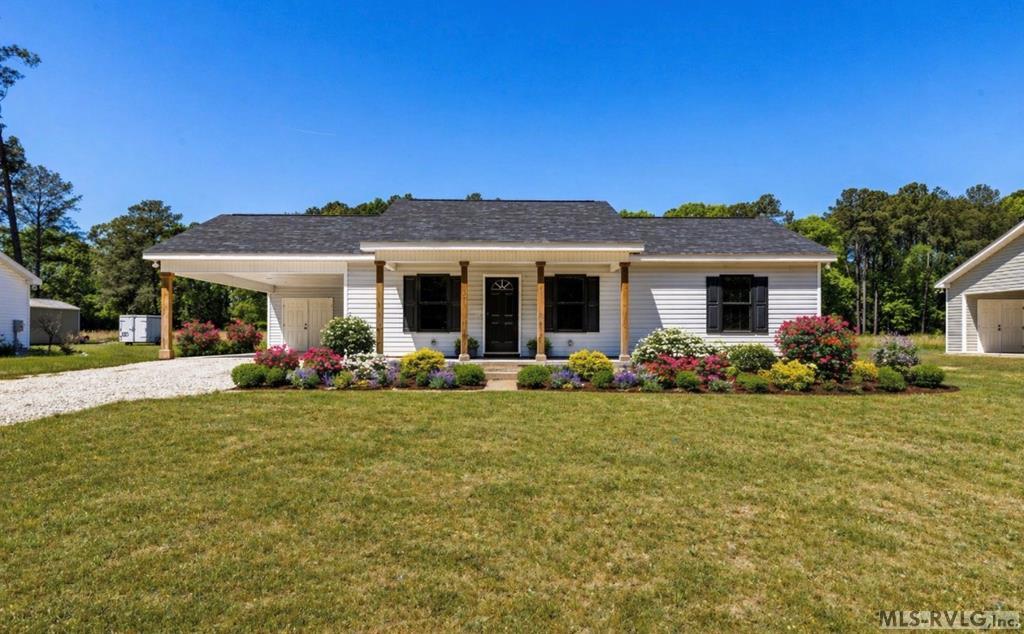 2085 Skippers Road Property Photo 1