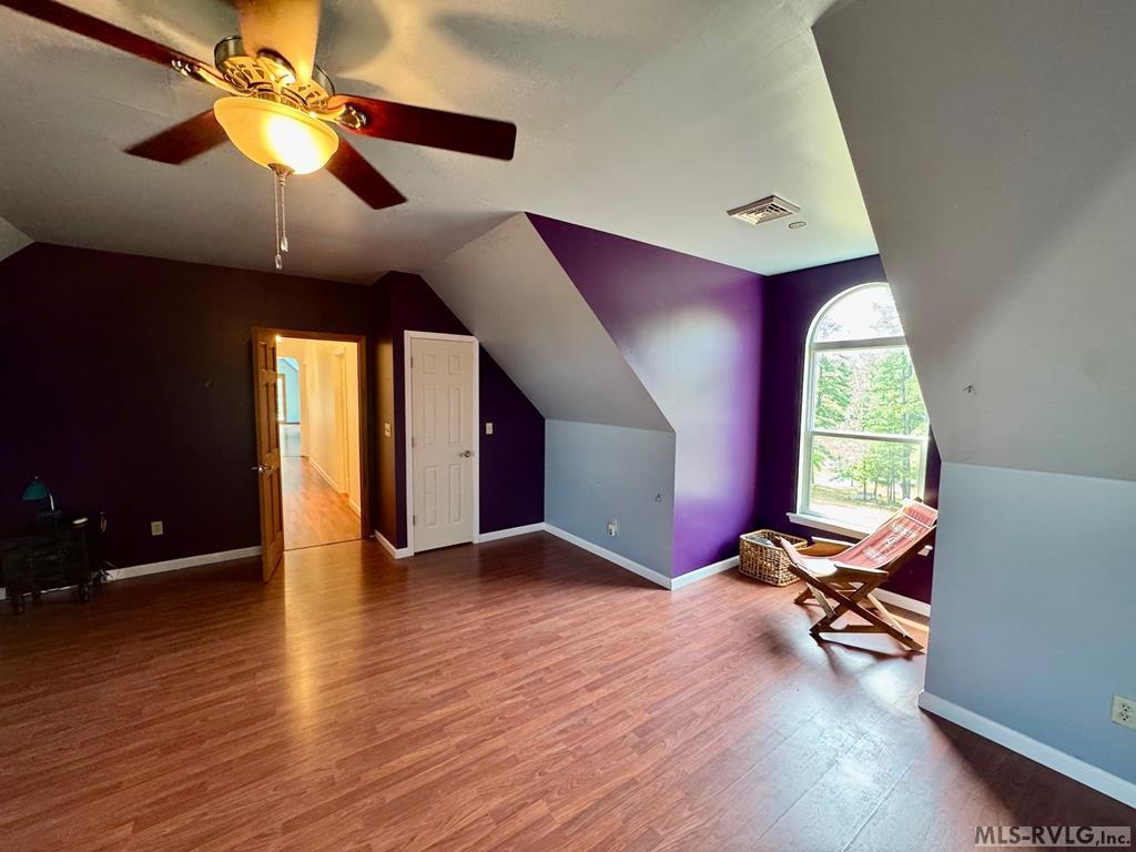285 Brady Way Property Photo 34