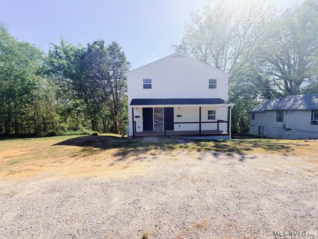 318 6th Ave. Property Photo 4