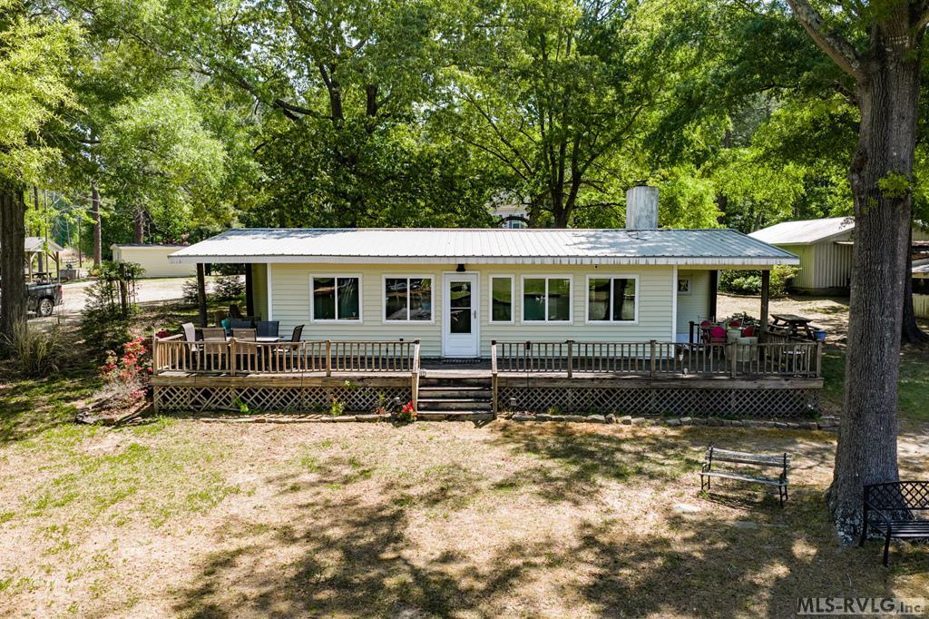 304 Miller Lane Property Photo 1
