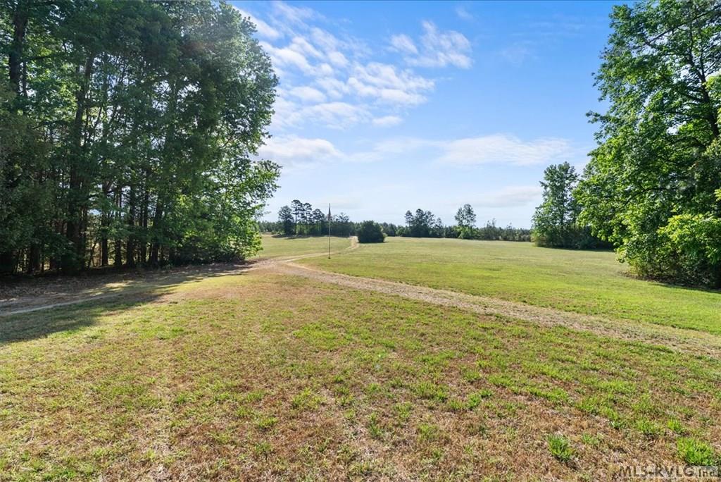 350 Flat Rock Rd Property Photo 9