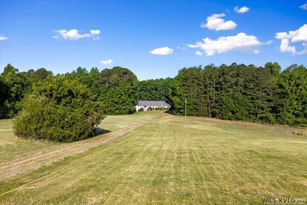 350 Flat Rock Rd Property Photo 12