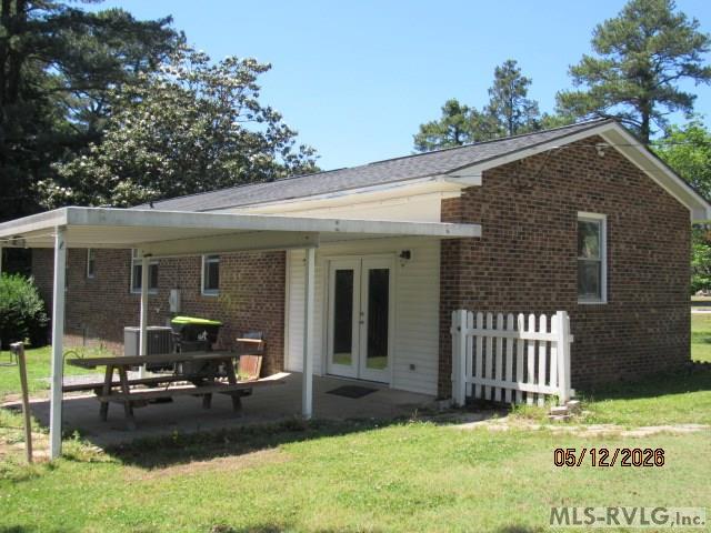 501 E Main St Property Photo 8