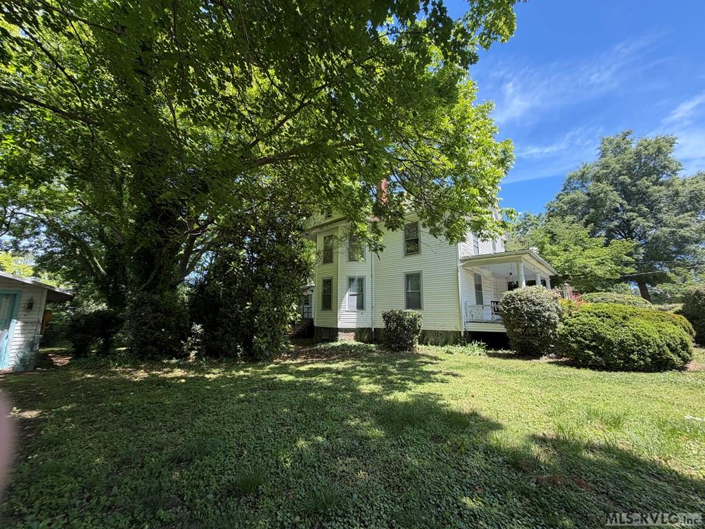 1410 10th St Property Photo 6