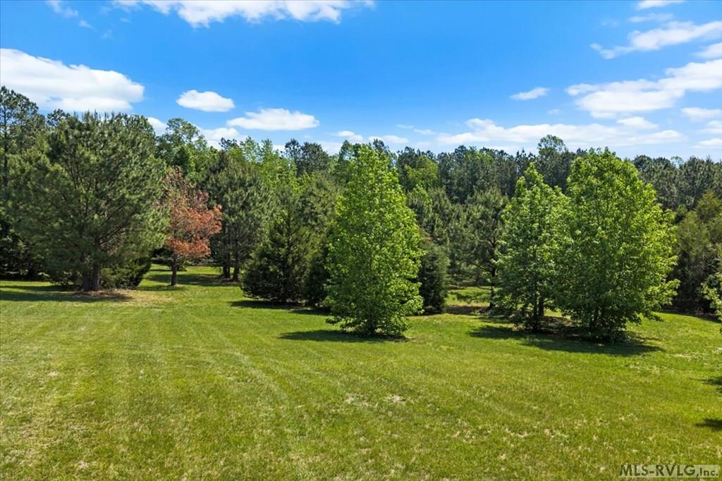 523 Three Flags Dr. Property Photo 5