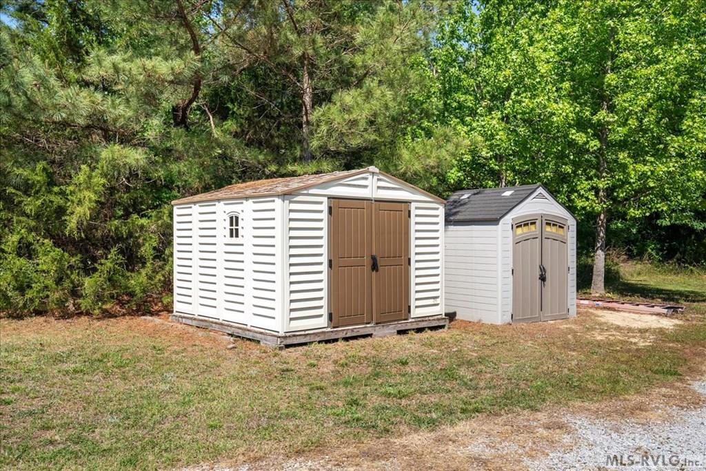 523 Three Flags Dr. Property Photo 10