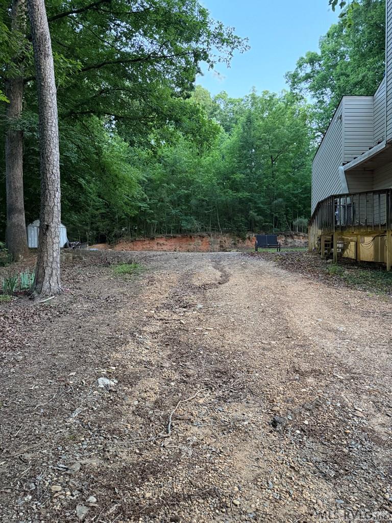 214 Riverside Trail Property Photo 4