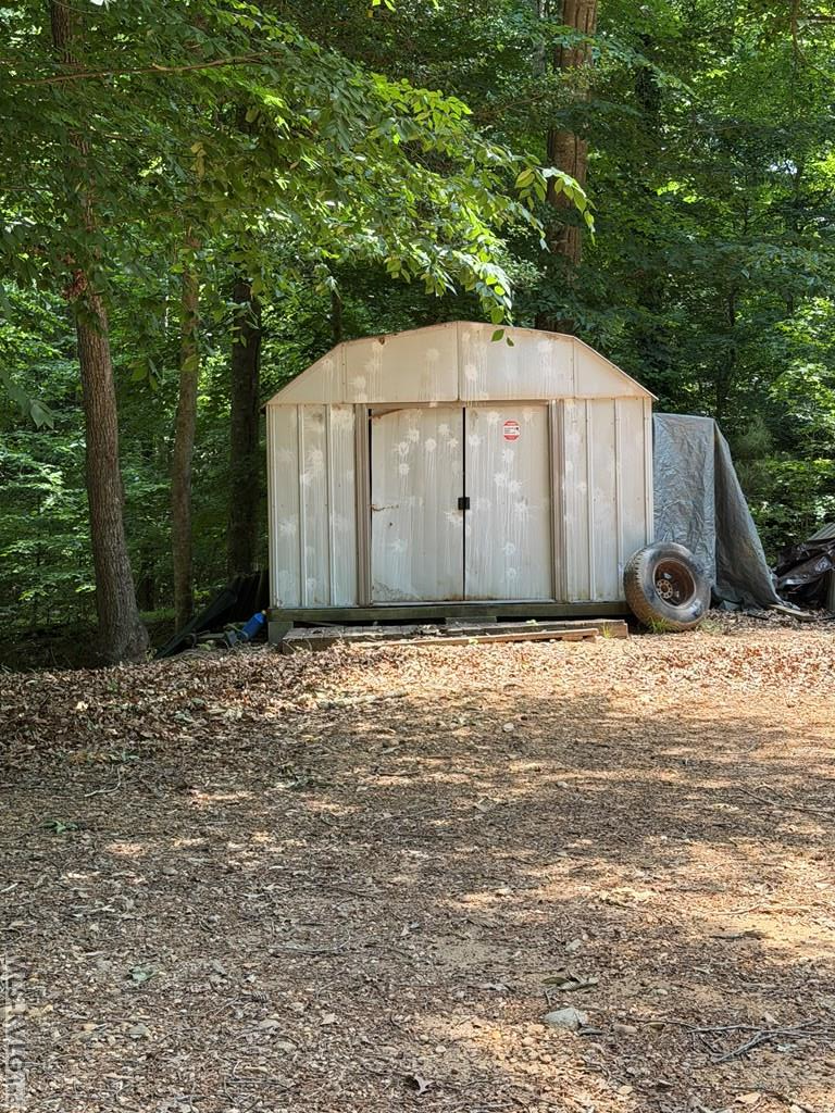 214 Riverside Trail Property Photo 18