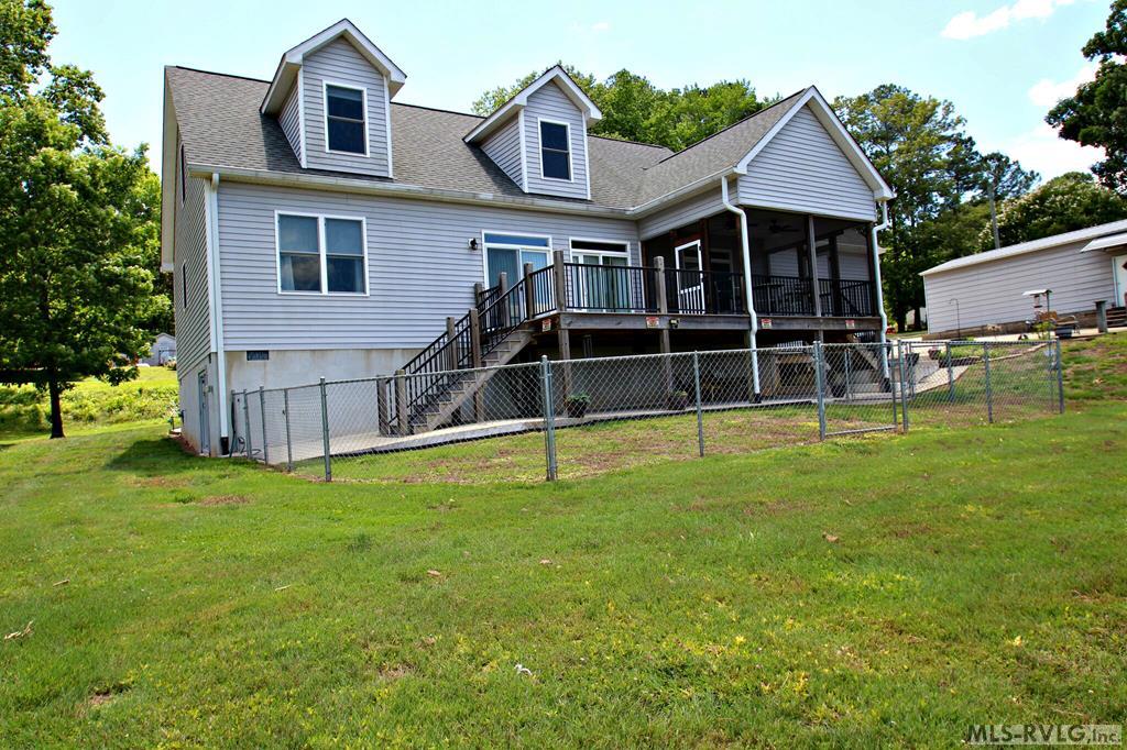 177 Warren Drive Property Photo 1