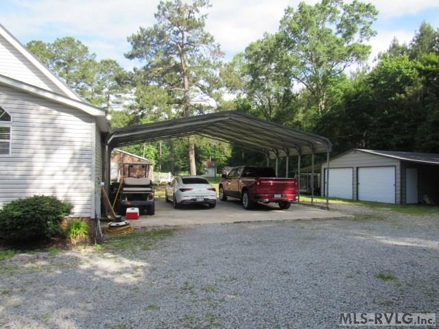 113 Boone Dr Property Photo 6