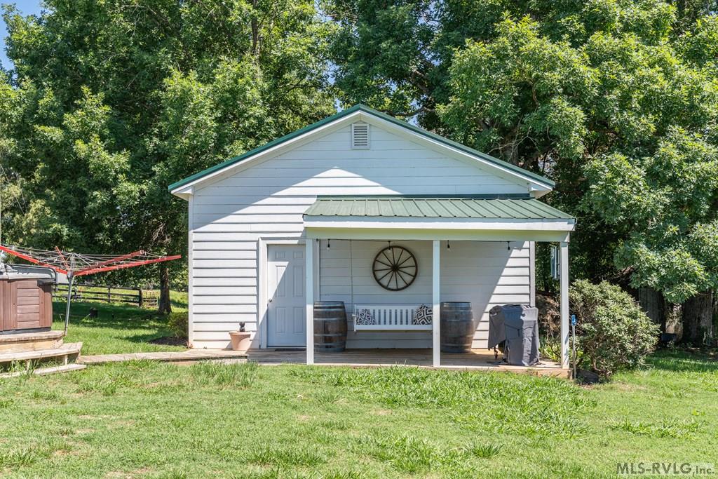 9366 Skipwith Rd Property Photo 10