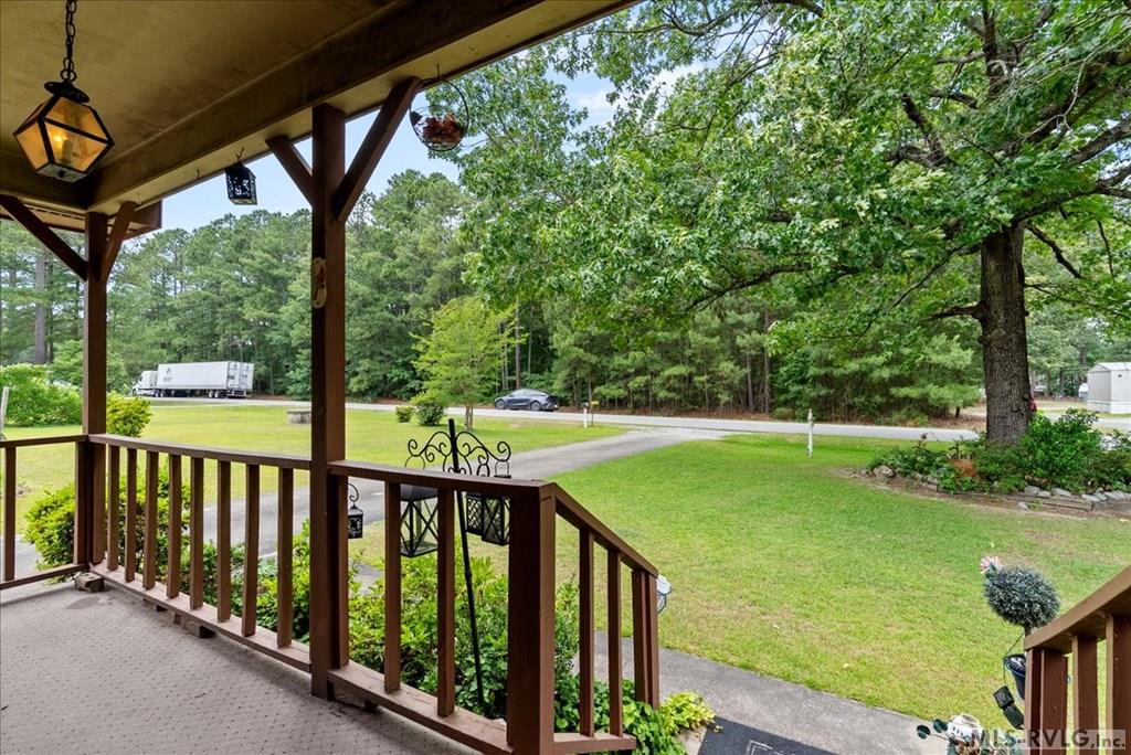 311 Farley Circle Property Photo 9