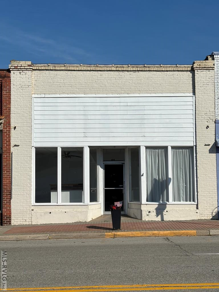 124 S Broad St Property Photo 1