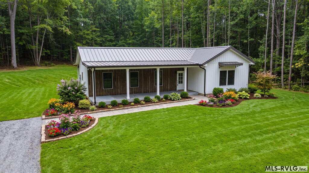 162 Marina Road Property Photo 1