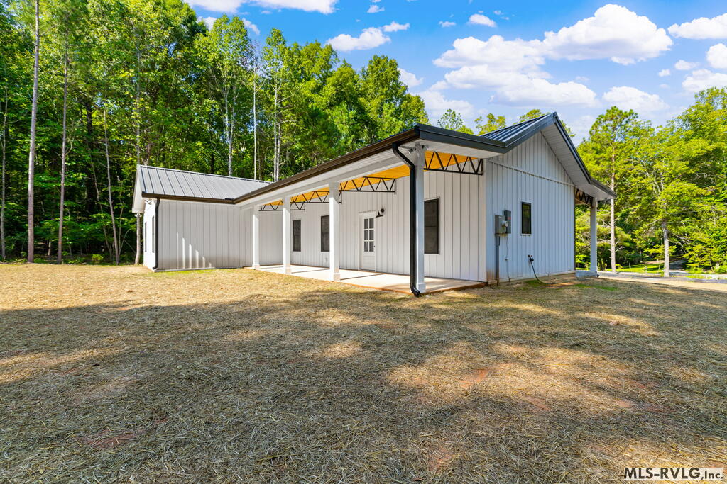 162 Marina Road Property Photo 6