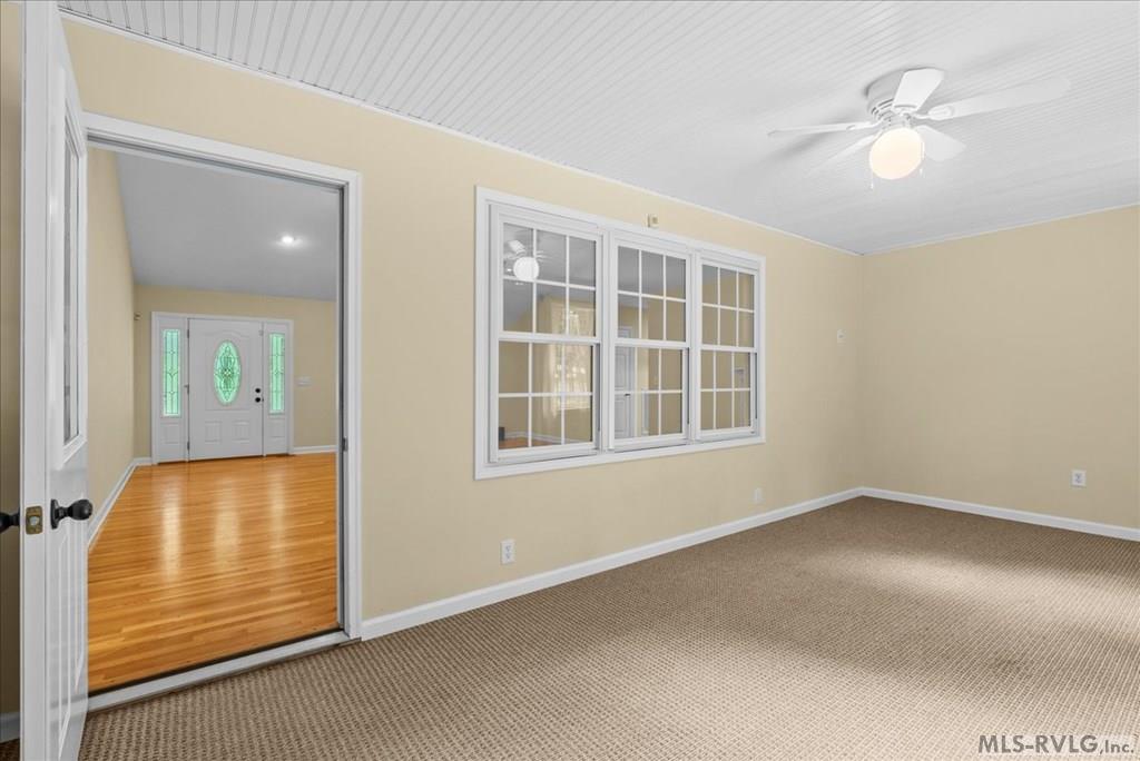 162 Country Blvd Property Photo 7