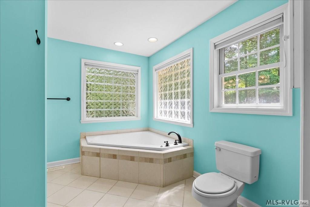 162 Country Blvd Property Photo 22