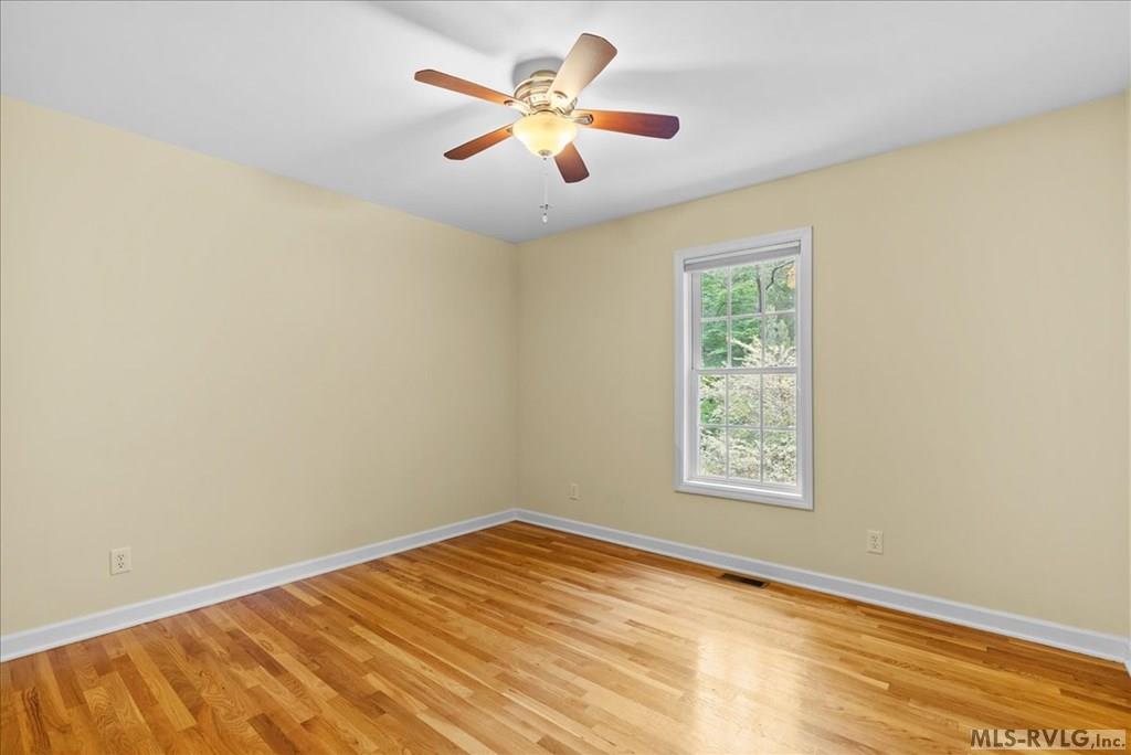 162 Country Blvd Property Photo 26