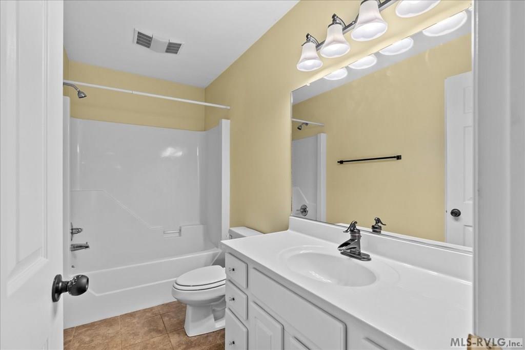 162 Country Blvd Property Photo 28