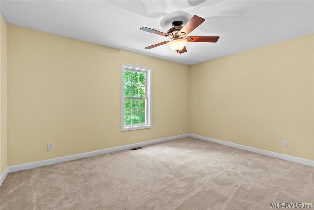 162 Country Blvd Property Photo 29