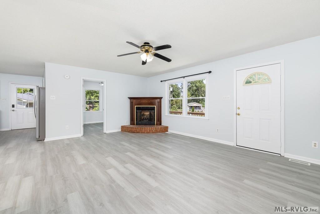 113 Parkside Ct Property Photo 10