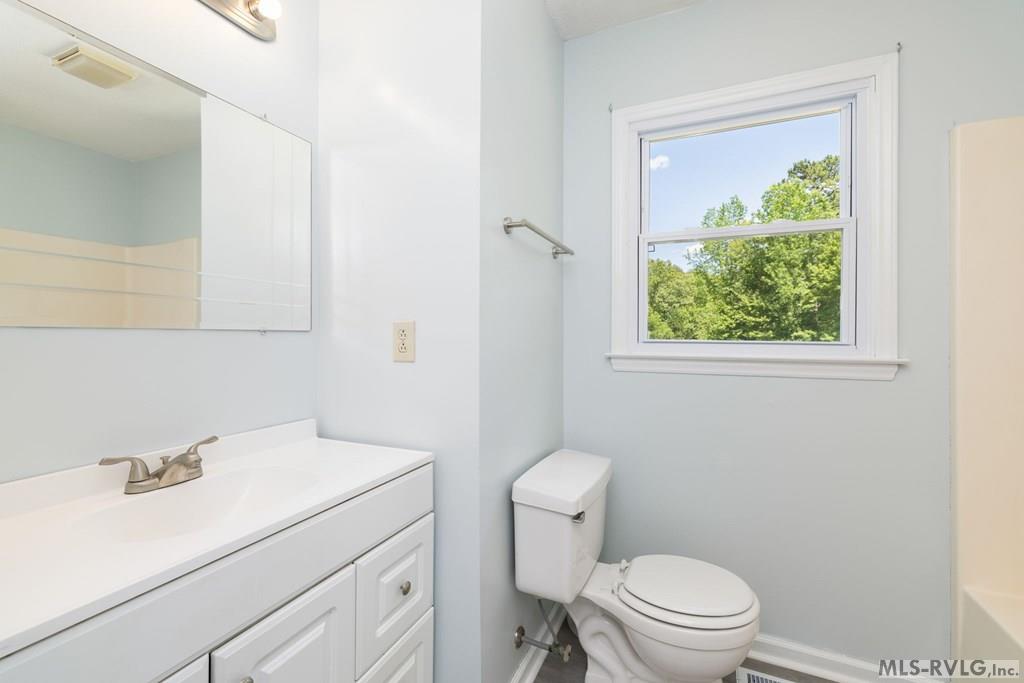 113 Parkside Ct Property Photo 13