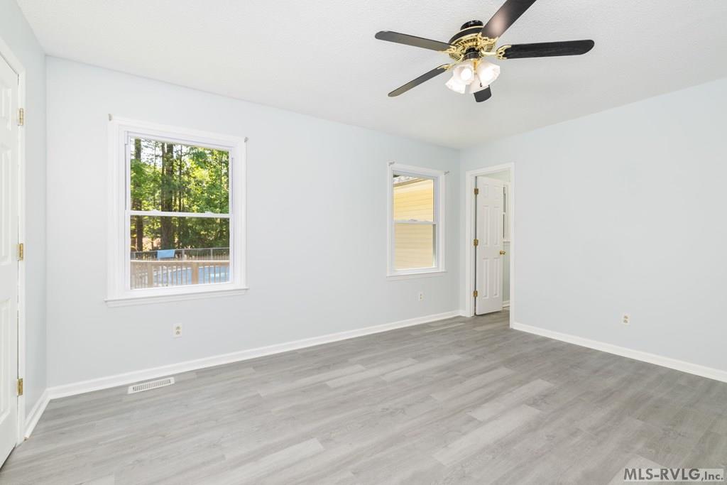113 Parkside Ct Property Photo 18