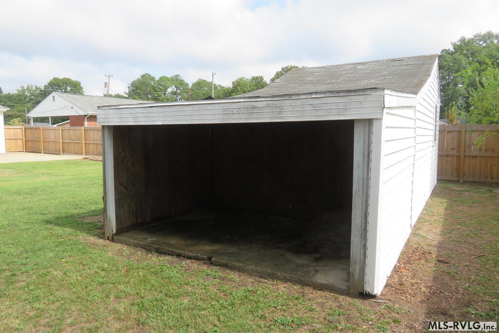 1414 Park Avenue Property Photo 29