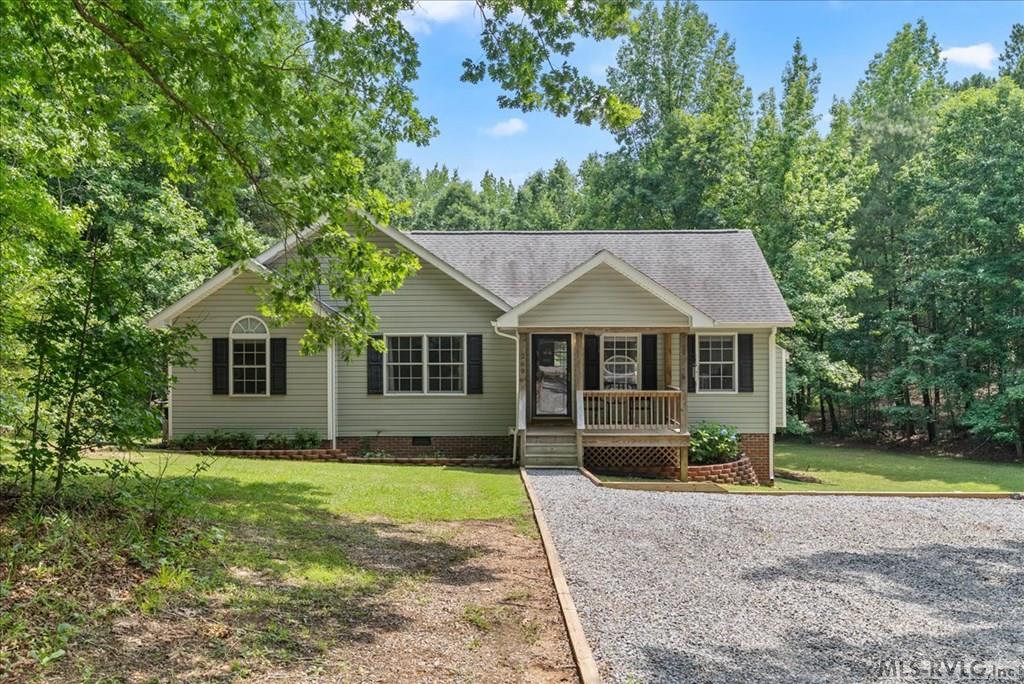 269 Waterside Drive Property Photo 1