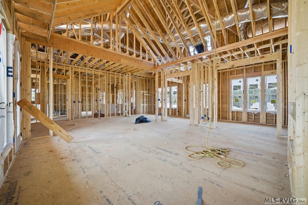 407 Ferry Landing Drive Property Photo 26
