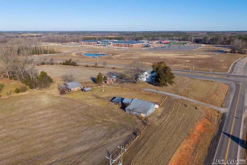 25190 Highway 58 Property Photo 9