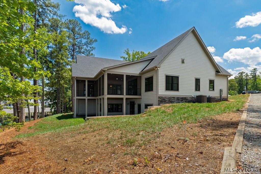 137 Syds Bluff Property Photo 11