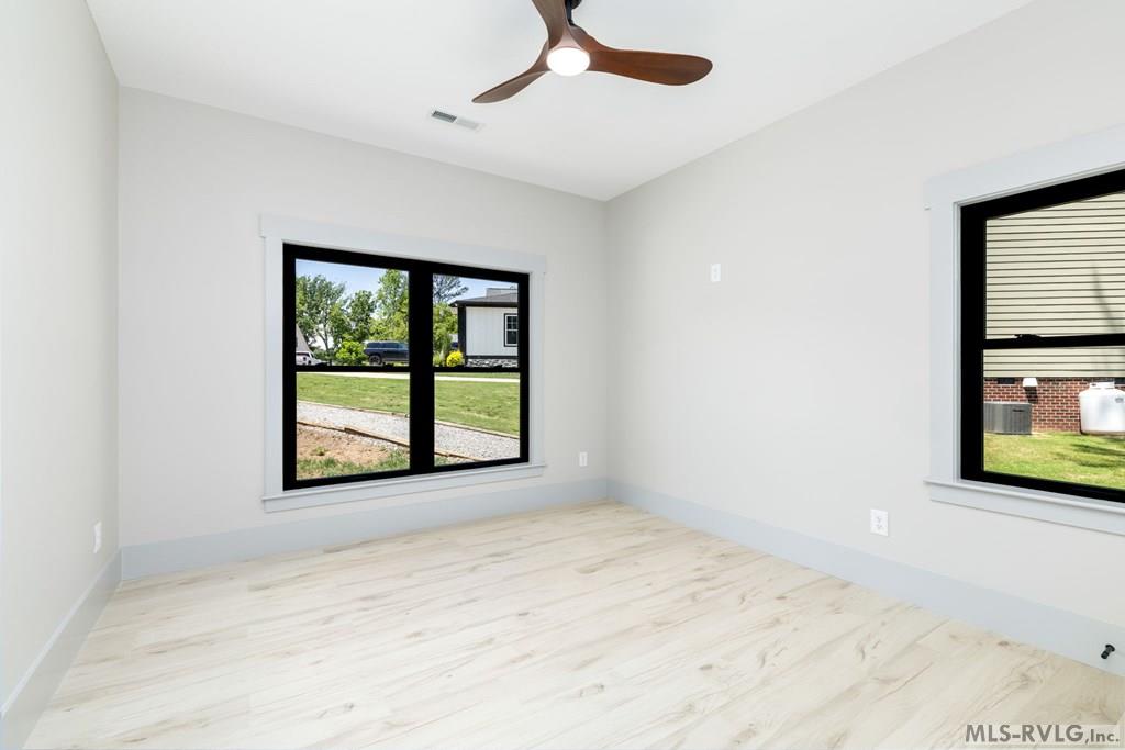 137 Syds Bluff Property Photo 29