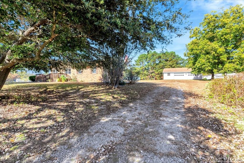 181 Stanley Drive Property Photo 10