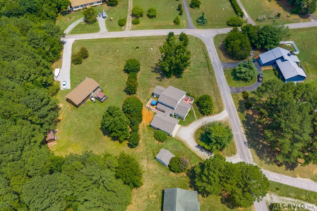 34 Poplar Dr Property Photo 5