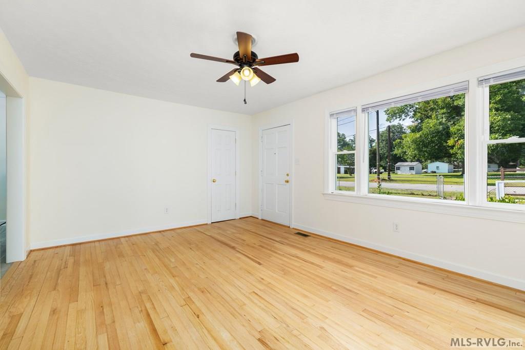 409 Americus Property Photo 4