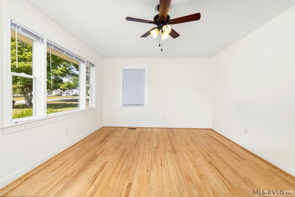 409 Americus Property Photo 16
