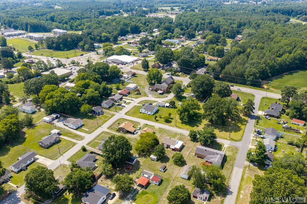 409 Americus Property Photo 20