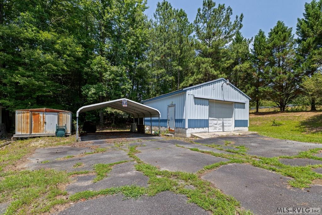 124 Pineview Drive Property Photo 8