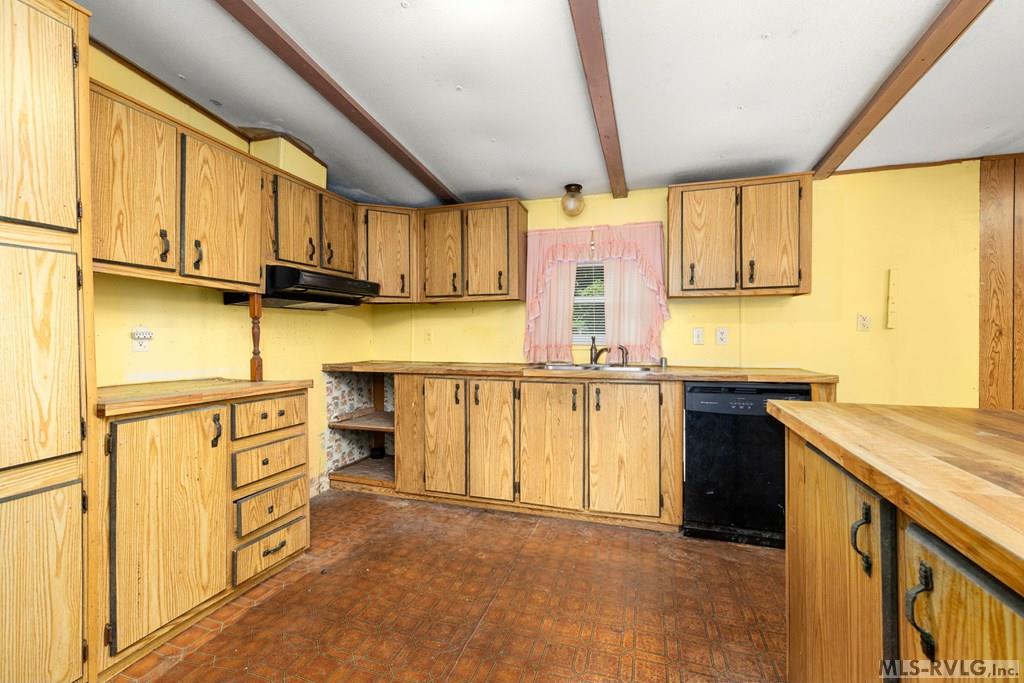 124 Pineview Drive Property Photo 11