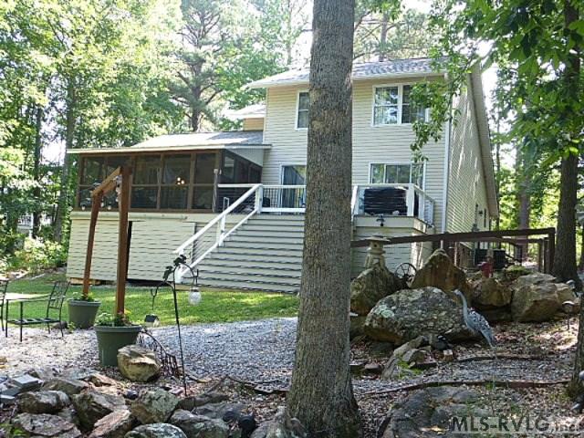 142 Windy Pointe Circle Property Photo 3