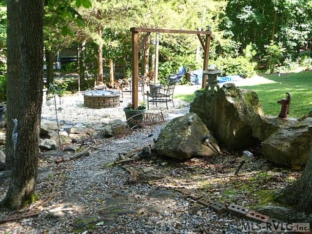 142 Windy Pointe Circle Property Photo 16