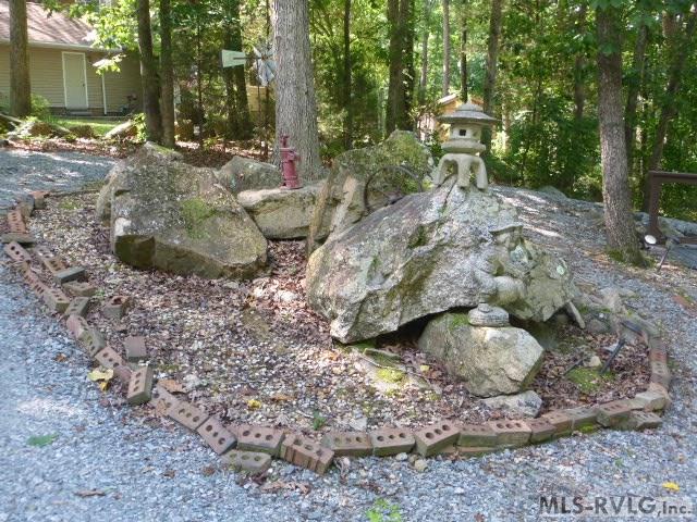 142 Windy Pointe Circle Property Photo 18