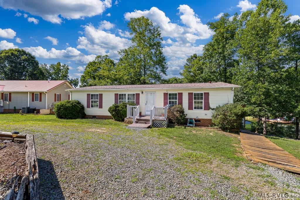 240 Lookout Point Drive Property Photo 28