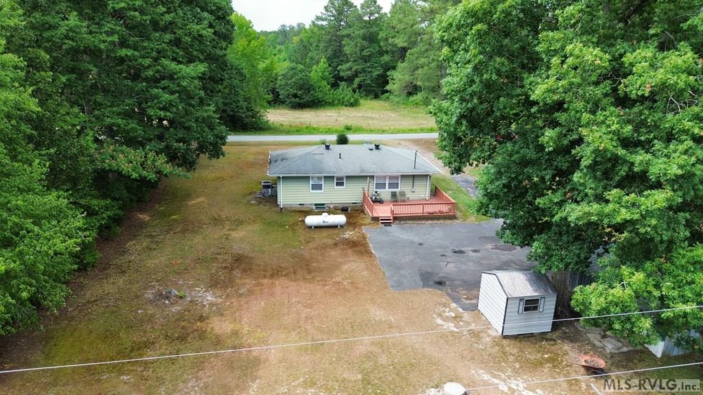 617 James River Junction Property Photo 2