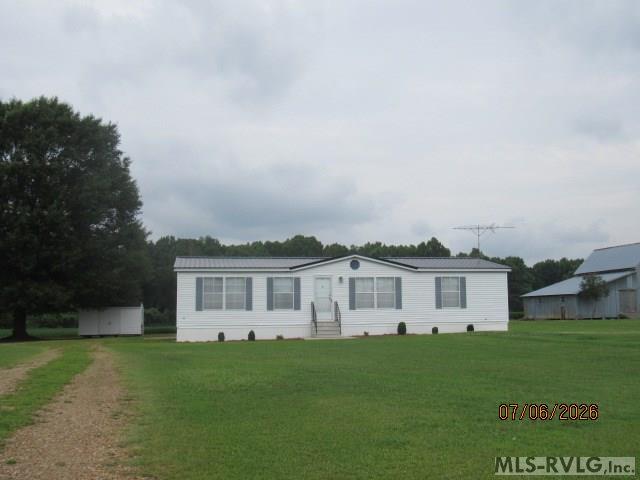 409 Moore Town Rd Property Photo 2