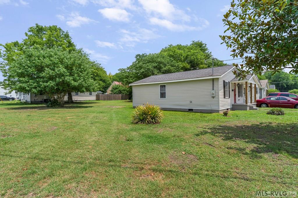 125 Harris Property Photo 3